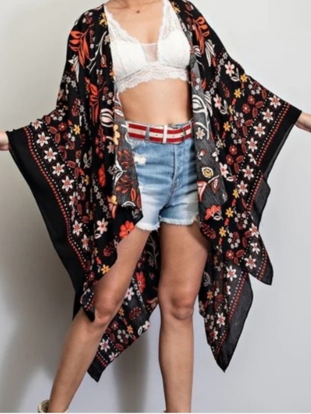NWT Easel Rayon Kimono